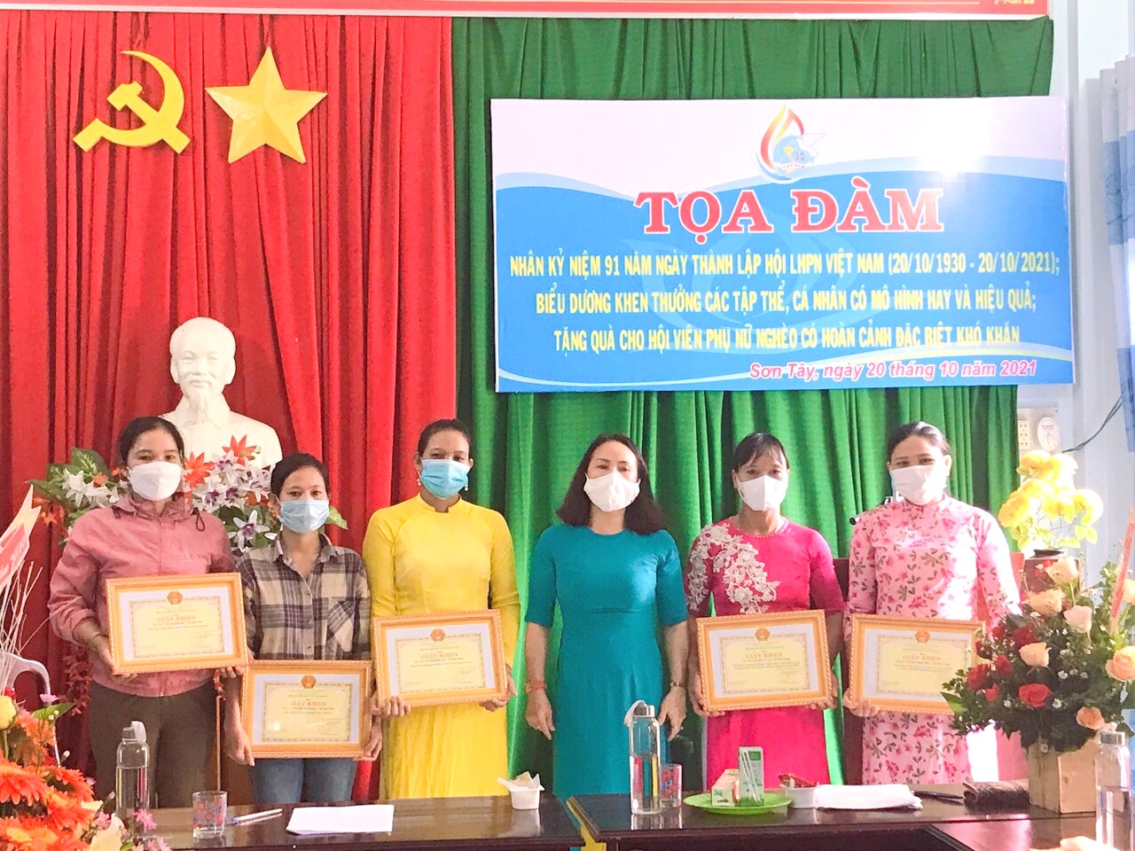 Hội Liên hiệp Phụ nữ huyện Sơn Tây tổ chức tọa đàm nhân kỷ niệm 91...