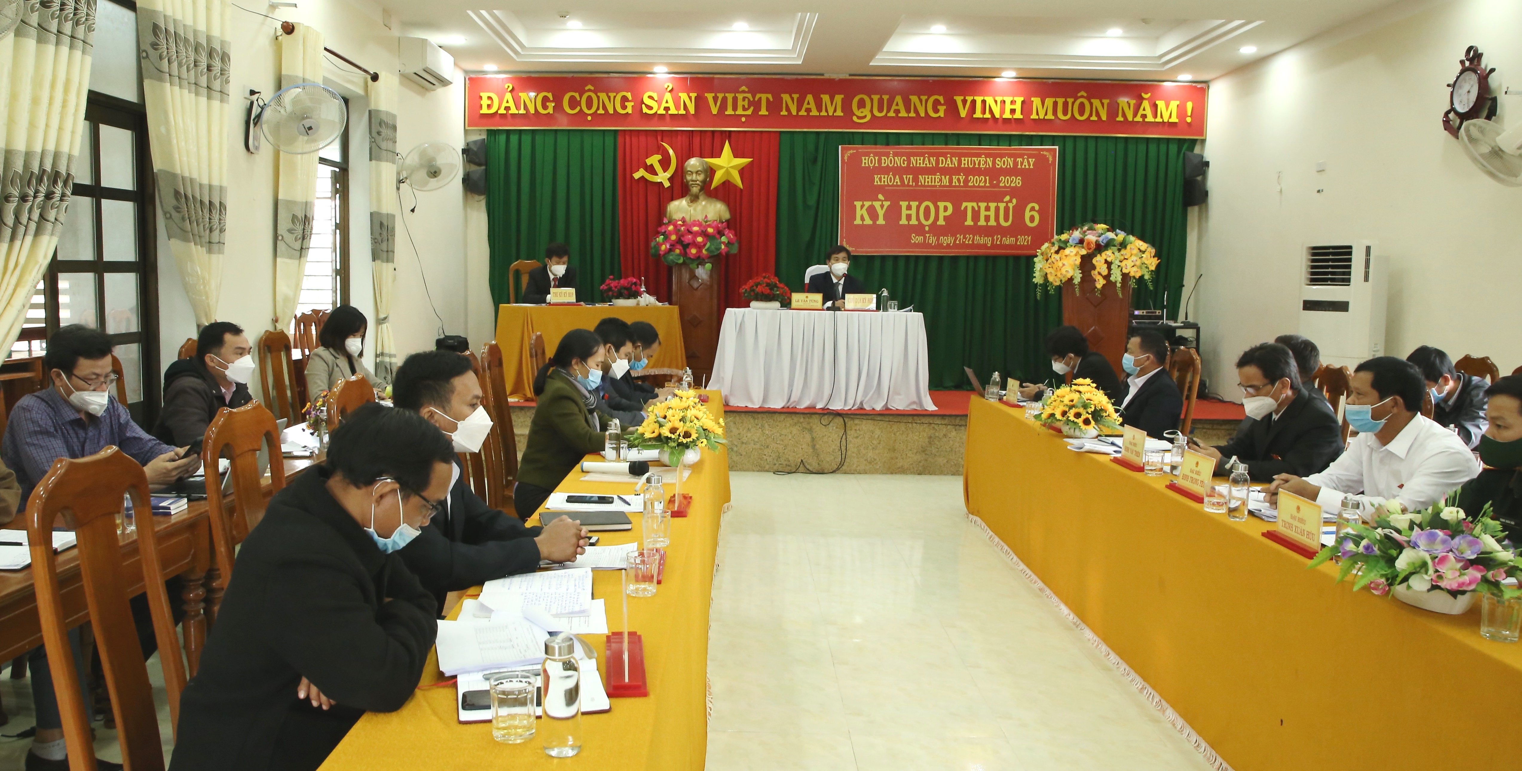 HĐND huyện Sơn Tây tổ chức kỳ họp cuối năm 2021
