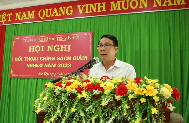 Ủy ban nhân dân huyện Sơn Tây đối thoại chính sách giảm nghèo tại...