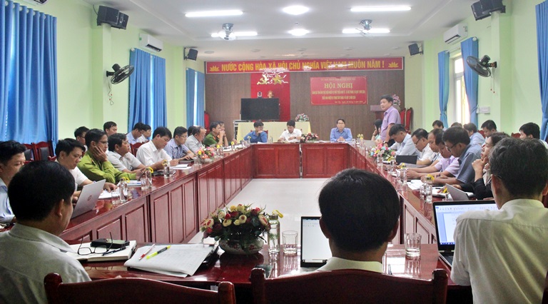 UBND huyện Sơn Tây: Đánh giá tình hình thực hiện nhiệm vụ phát...