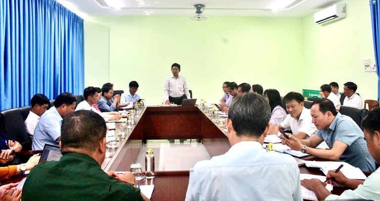 Đồng chí Nguyễn Ngọc Trân chủ trì họp Ban Tổ chức Lễ Kỷ niệm 30 năm...