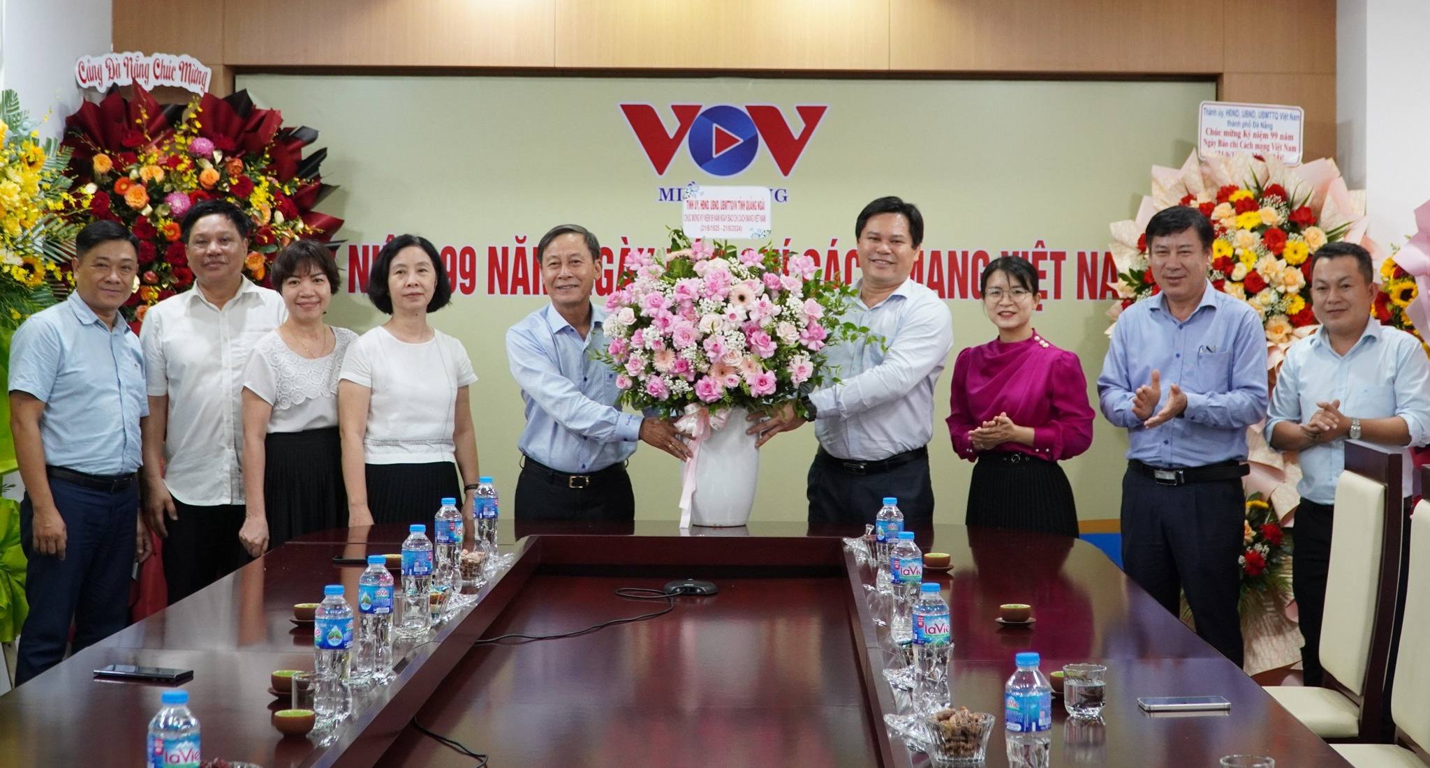 Lãnh đạo tỉnh Quảng Ngãi thăm, chúc mừng các cơ quan báo chí tại Đà Nẵng