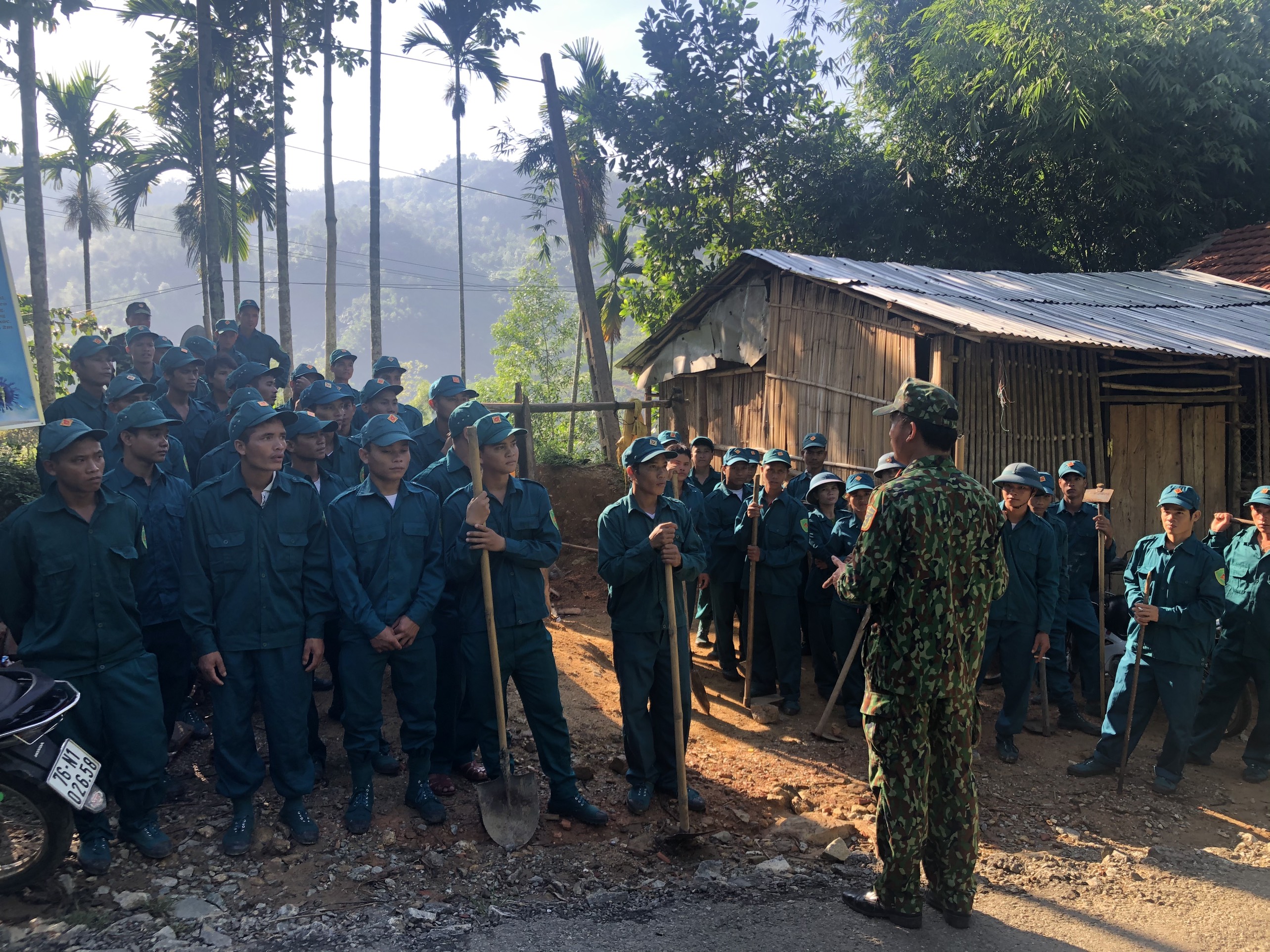 Sơn Màu: Tổ chức thực hiện công tác huấn luyện dân quân tại chỗ cụm...