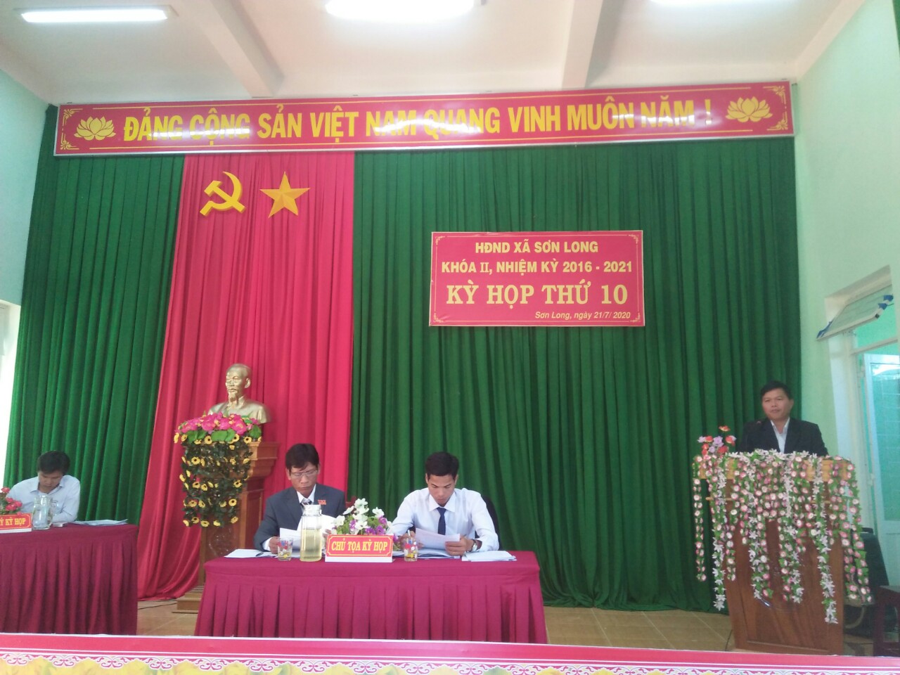 HĐND xã Sơn Long khóa II, nhiệm kỳ 2016-2021 kỳ họp lần thứ 10.
