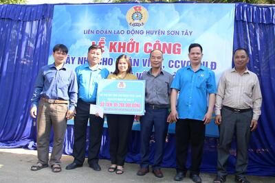 Sơn Tây: Khởi công xây dựng nhà cho đoàn viên khó khăn về nhà ở.