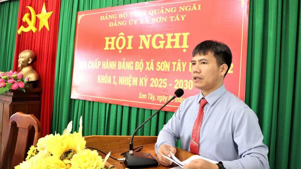 Đảng ủy xã Sơn Tây tổ chức hội nghị Ban Chấp hành Đảng bộ xã lần thứ 2, khóa I, nhiệm kỳ 2025 - 2030