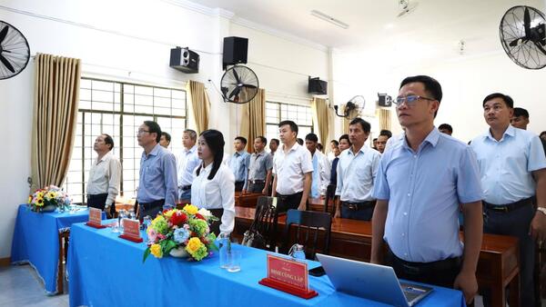 XÃ SƠN TÂY KHAI GIẢNG LỚP ĐÀO TẠO THƯỜNG XUYÊN NGHỀ CHĂN NUÔI GIA SÚC, GIA CẦM NĂM 2026